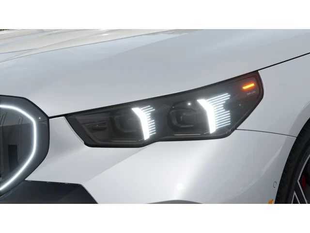 Thumbnail: 2027 BMW i5 - 6