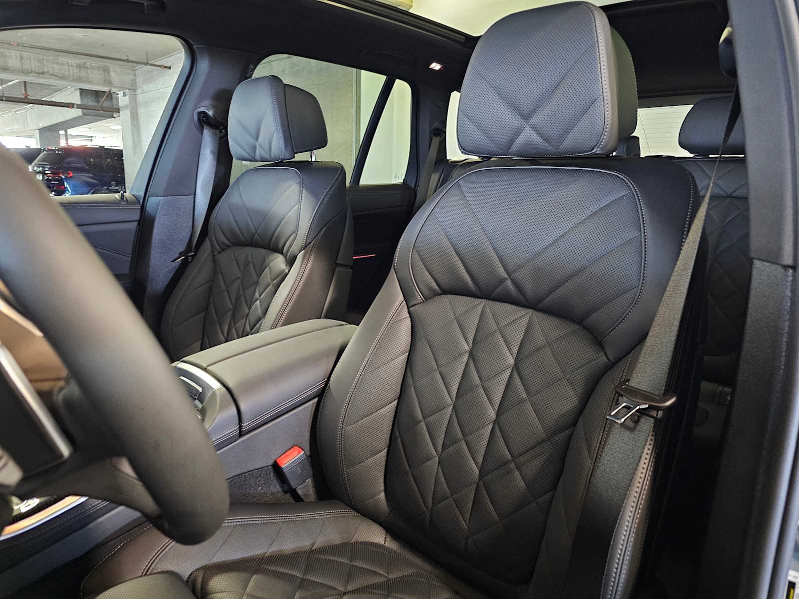 Thumbnail: 2026 BMW X5 - 34