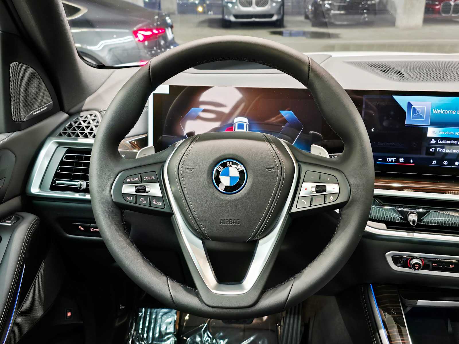 Thumbnail: 2026 BMW X5 - 11