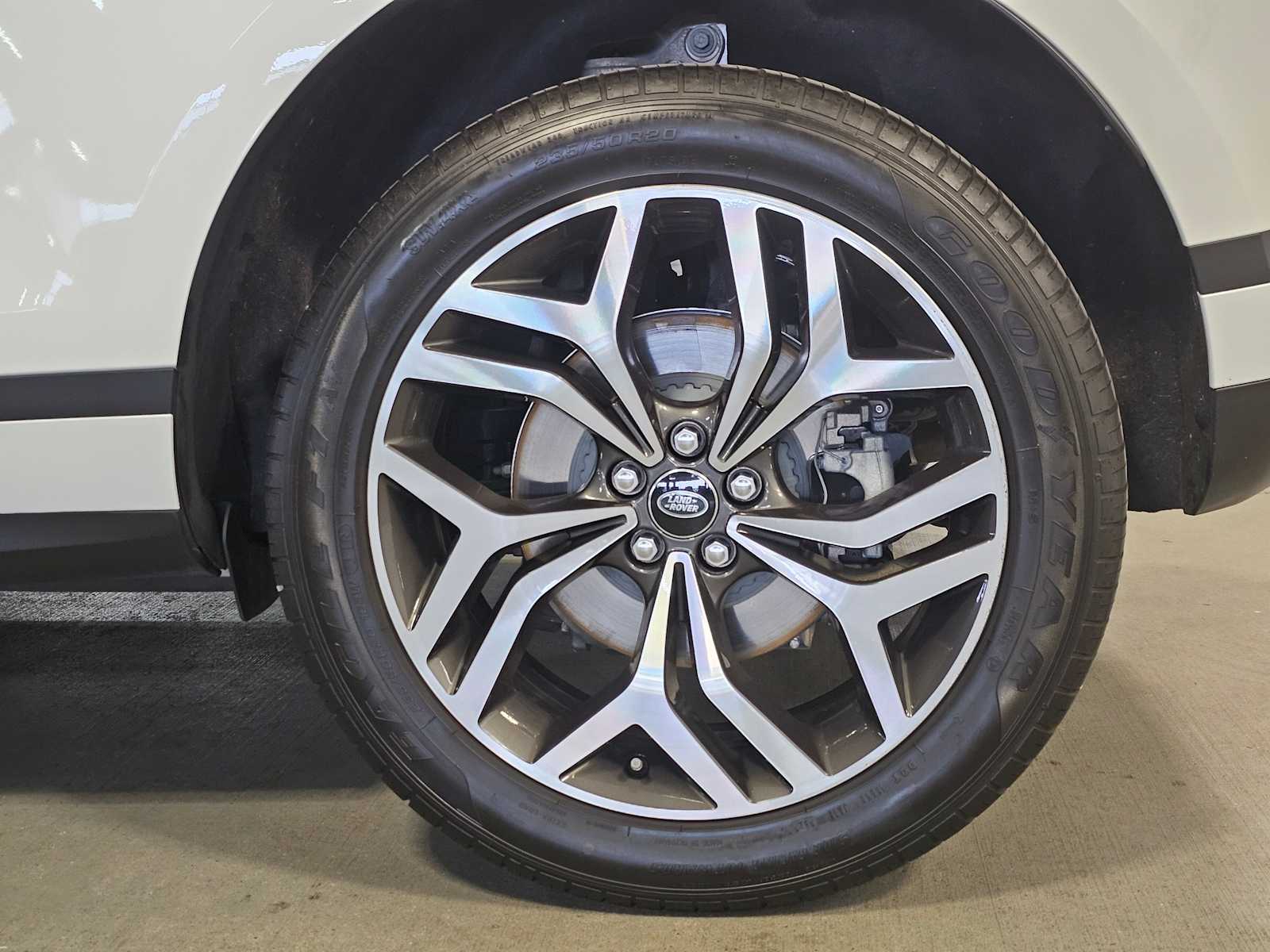 Thumbnail: 2023 Land Rover Range Rover Evoque - 8