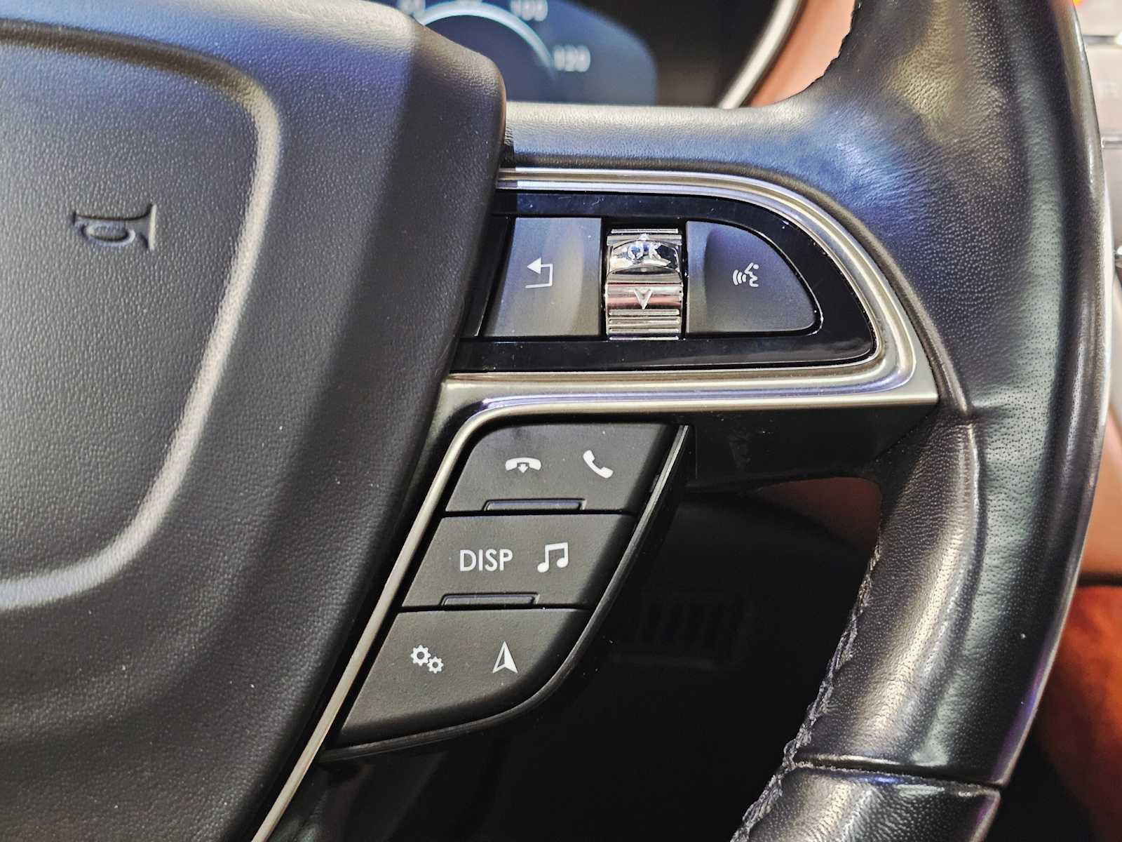 Thumbnail: 2019 Lincoln Nautilus - 12