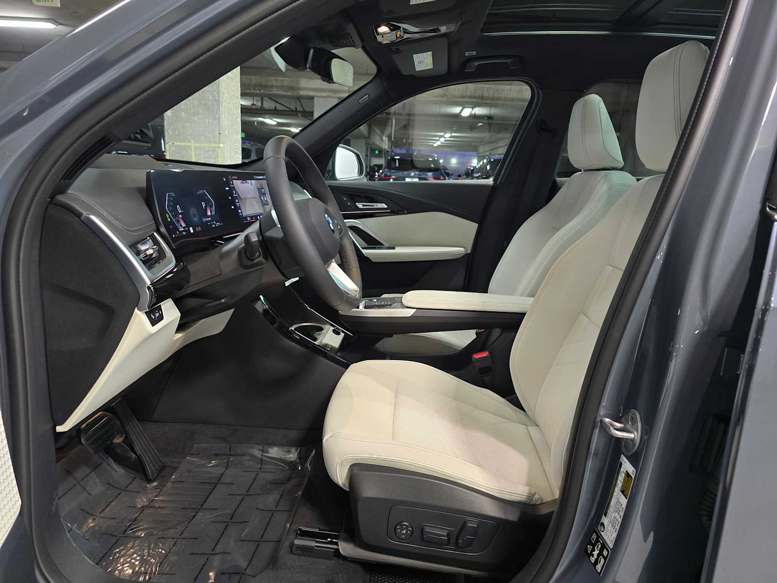 Thumbnail: 2026 BMW X1 - 24