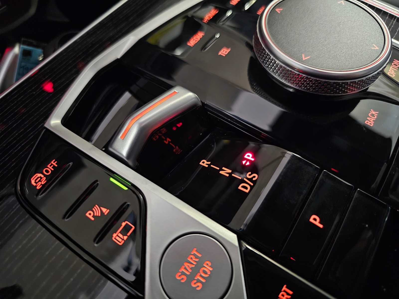 Thumbnail: 2026 BMW X5 - 27