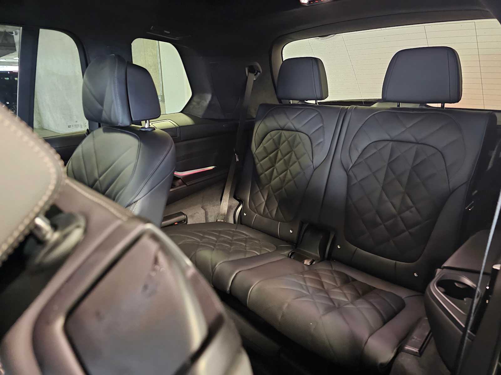 Thumbnail: 2026 BMW X7 - 37