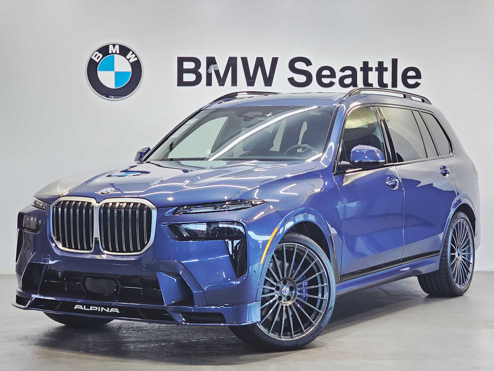2026 BMW X7 ALPINA XB7's photo