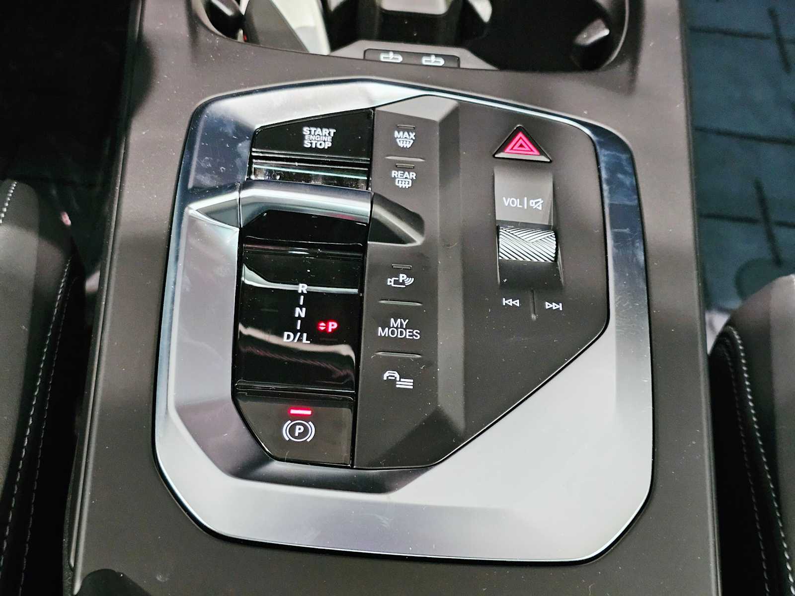 2025 BMW 2 Series 228i xDrive 18