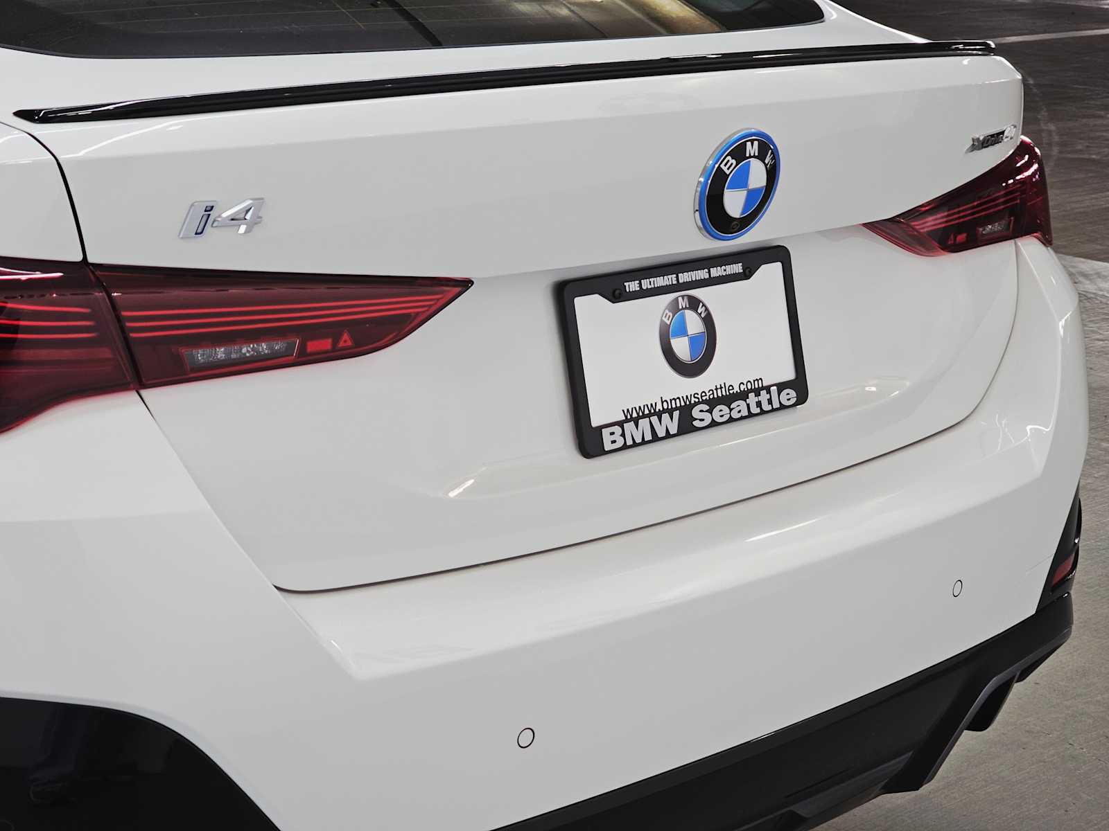 Thumbnail: 2025 BMW i4 - 7