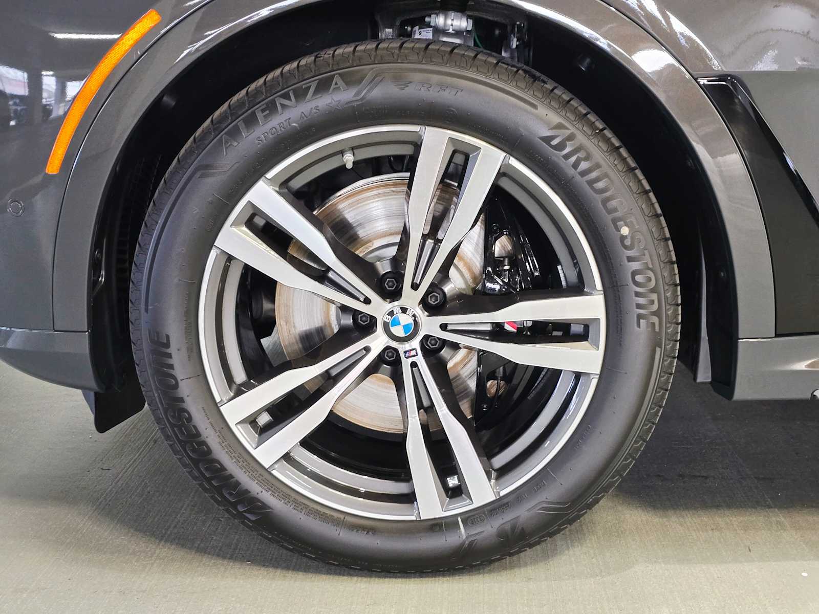Thumbnail: 2026 BMW X7 - 8