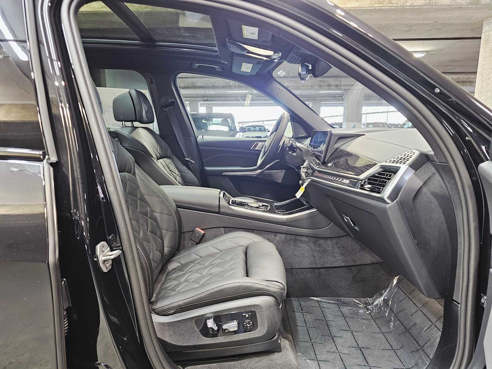 Thumbnail: 2026 BMW X5 - 27