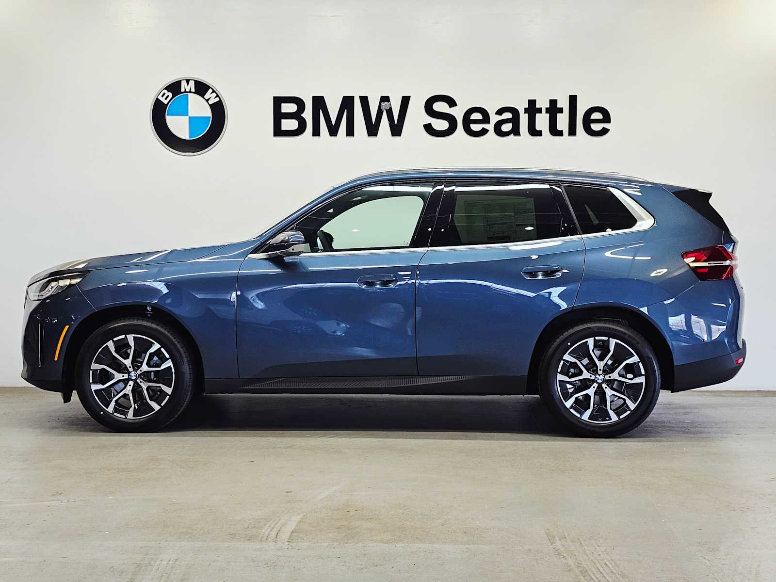 Thumbnail: 2026 BMW X3 - 3