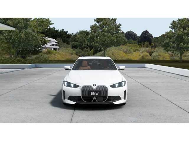 Thumbnail: 2026 BMW i4 - 3
