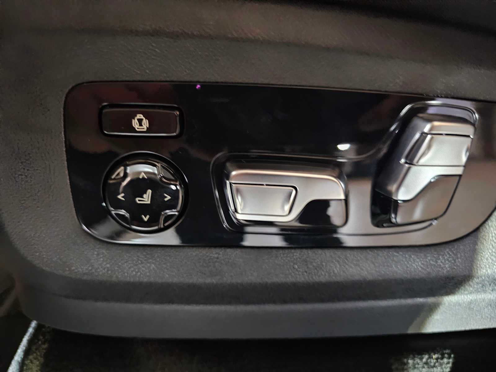 Thumbnail: 2026 BMW X5 - 29