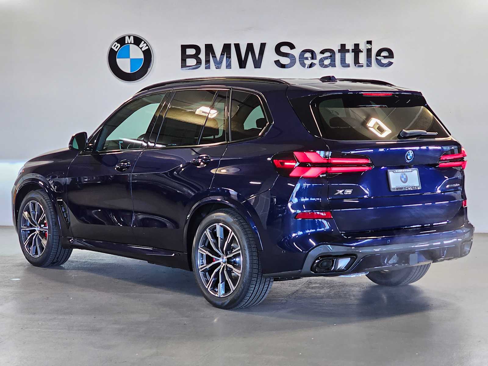 Thumbnail: 2026 BMW X5 - 4