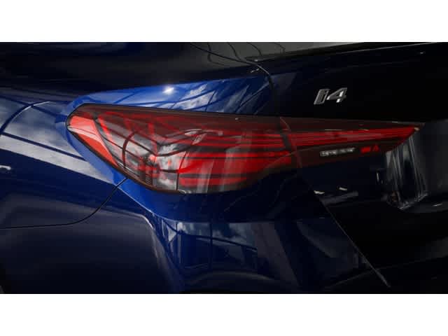 Thumbnail: 2026 BMW i4 - 8