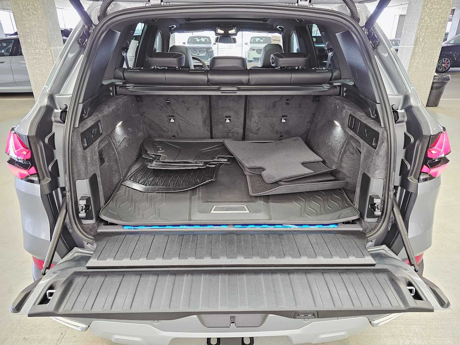 Thumbnail: 2026 BMW X5 - 28