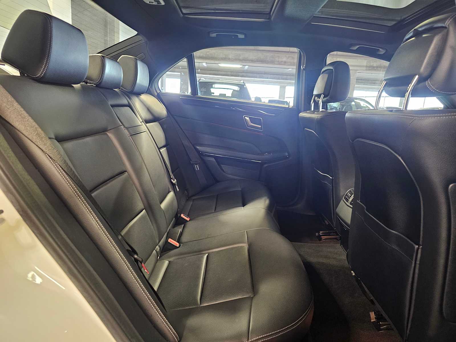 Thumbnail: 2014 Mercedes-Benz E-Class - 33