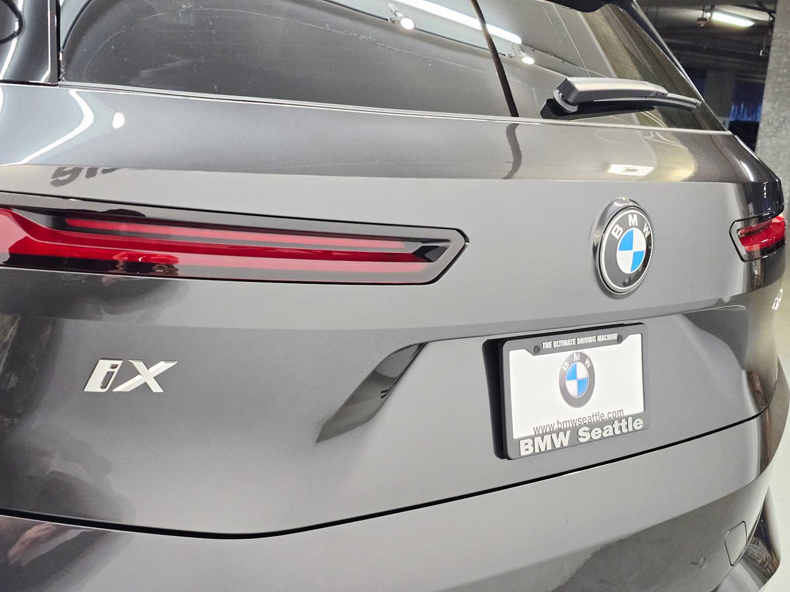 Thumbnail: 2026 BMW iX - 7