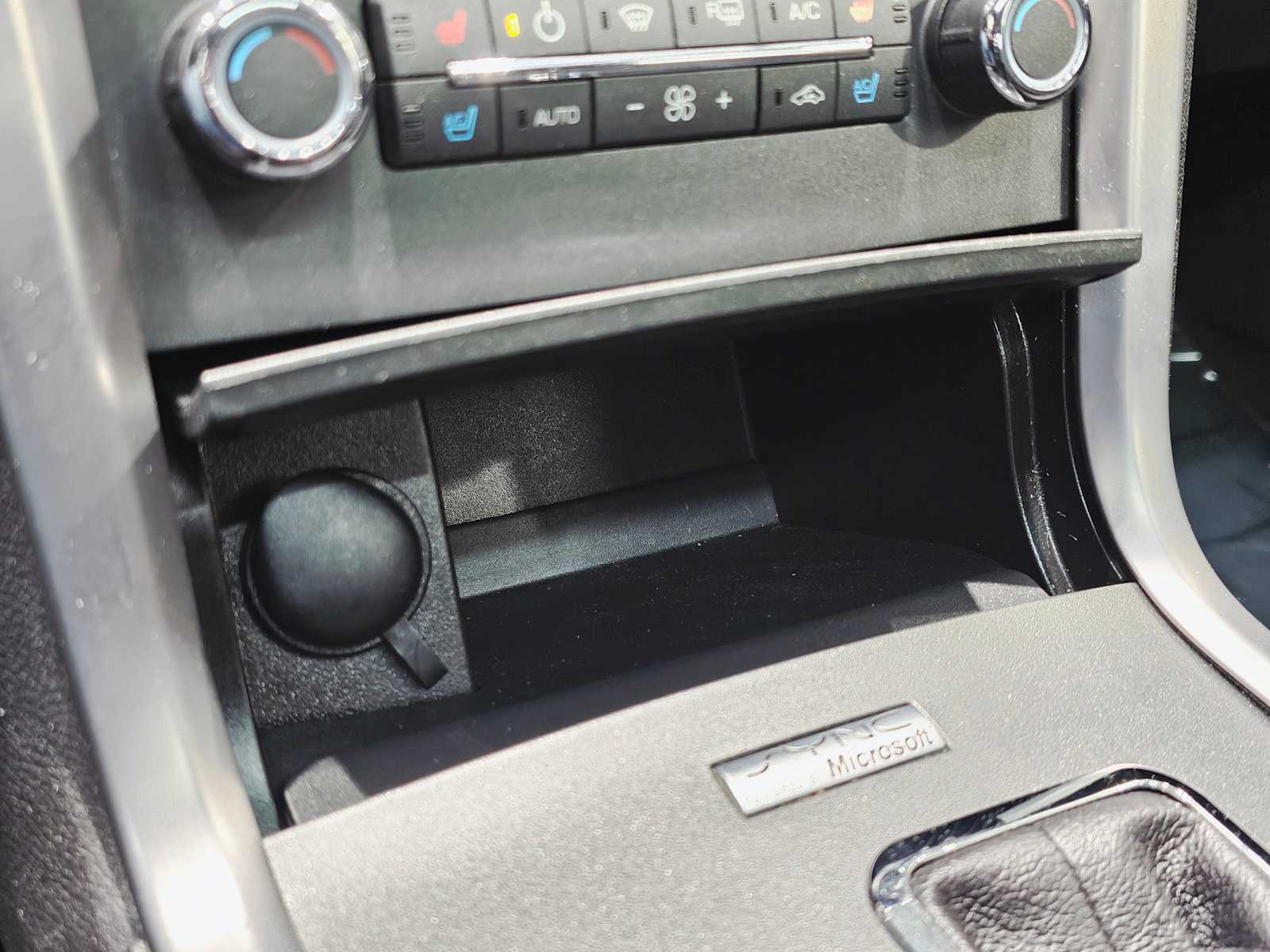 Thumbnail: 2012 Lincoln MKZ - 19