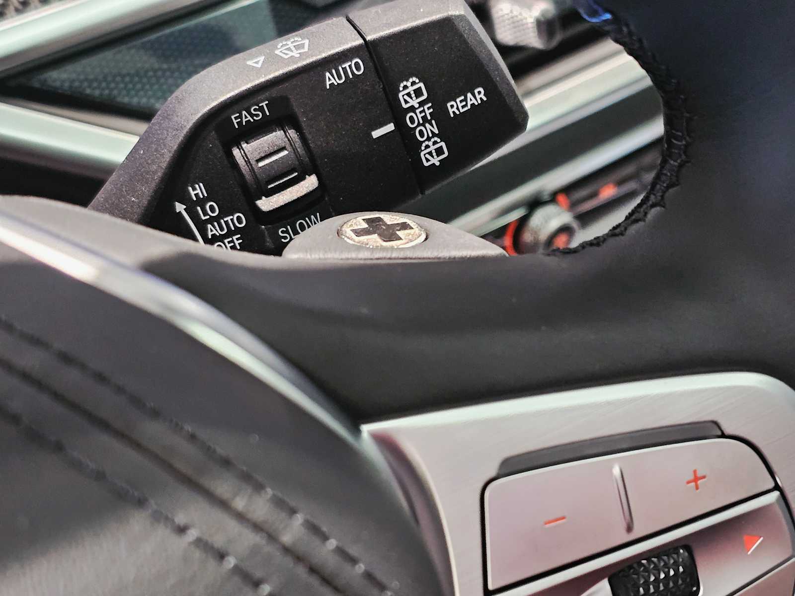 Thumbnail: 2026 BMW X7 - 12