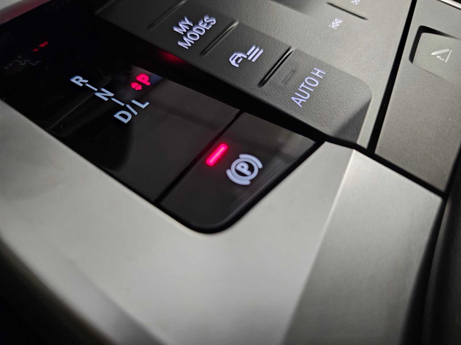 Thumbnail: 2025 BMW X1 - 21