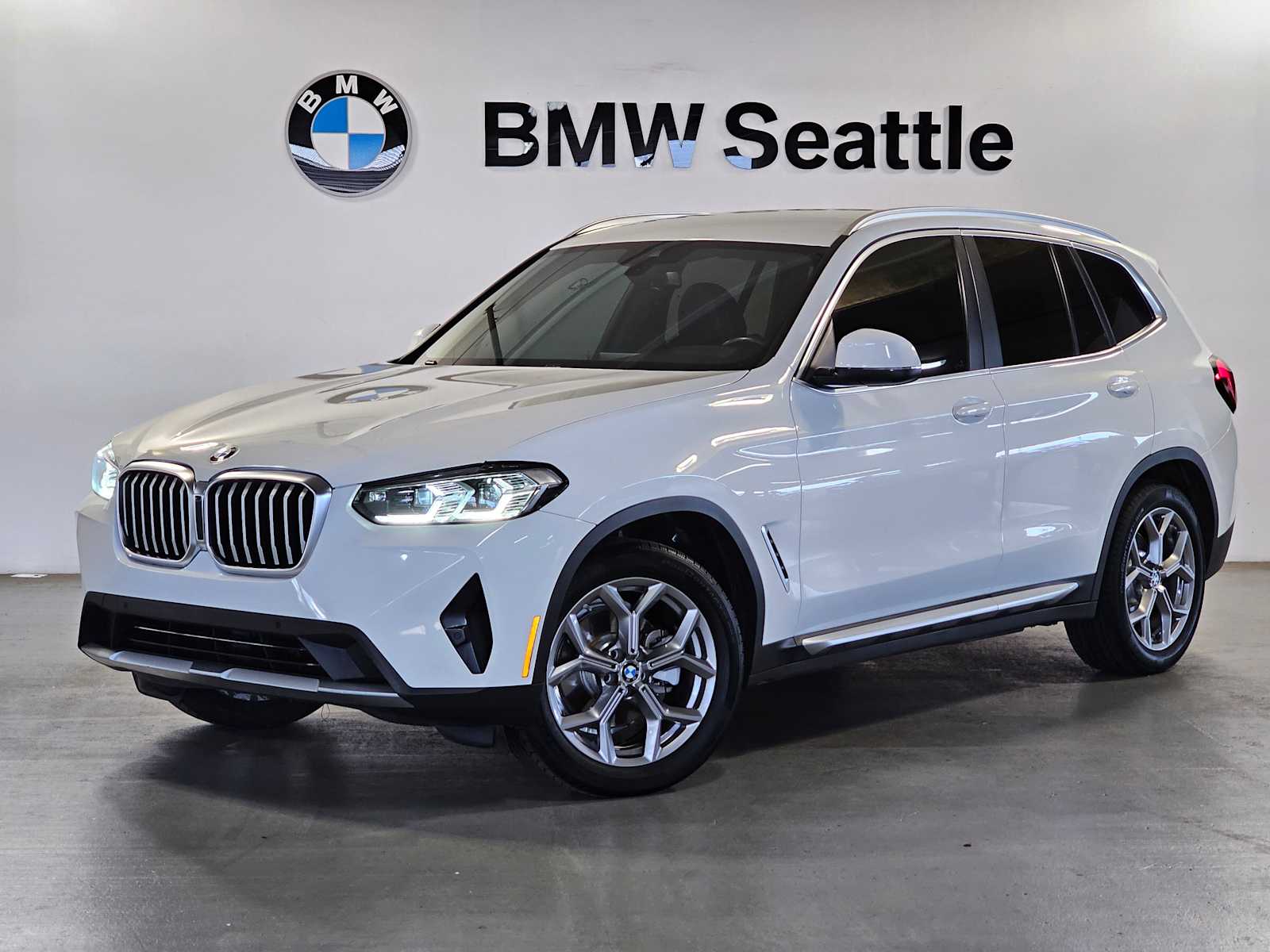 2022 BMW X3 30i