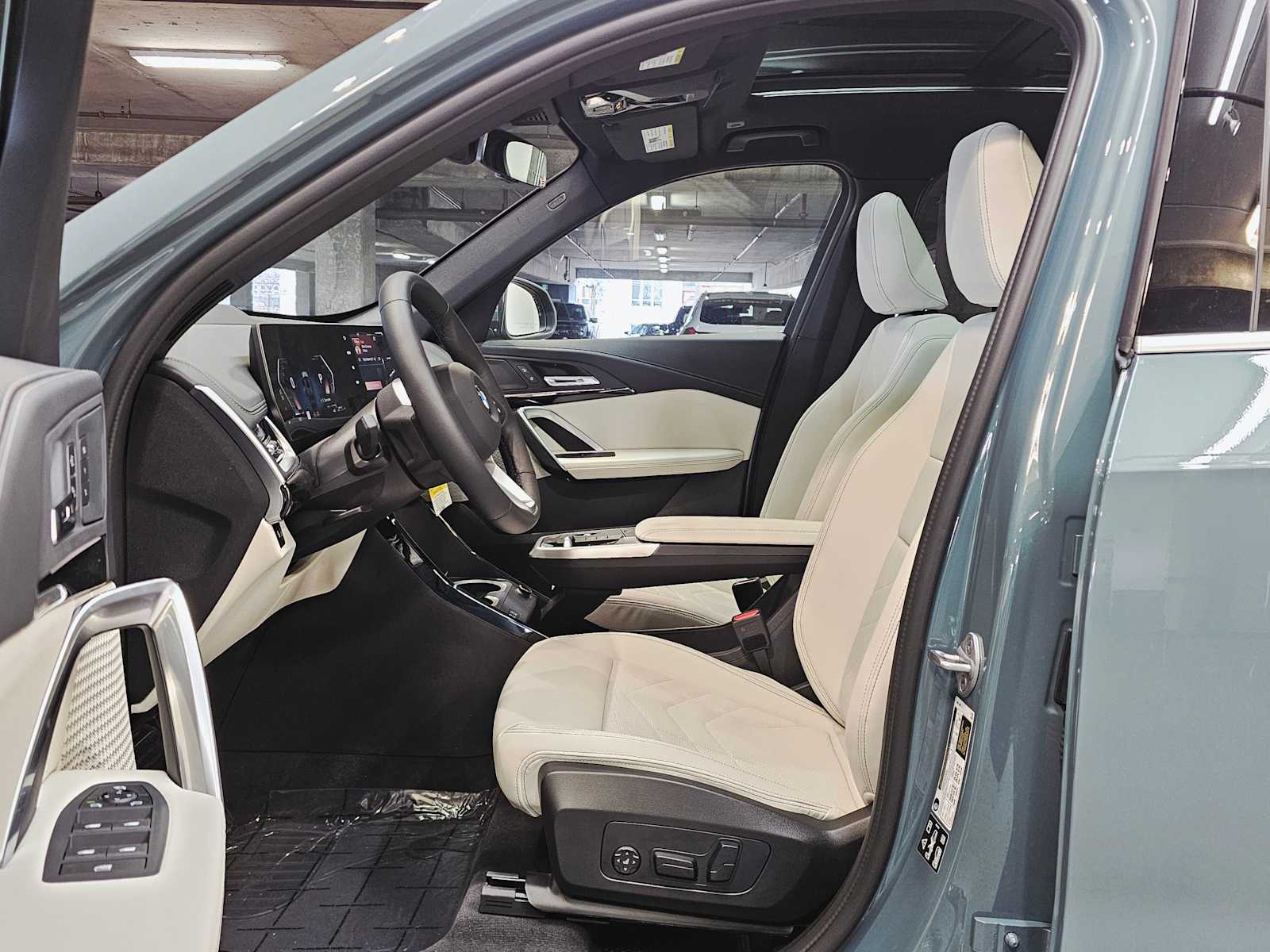 Thumbnail: 2026 BMW X1 - 23