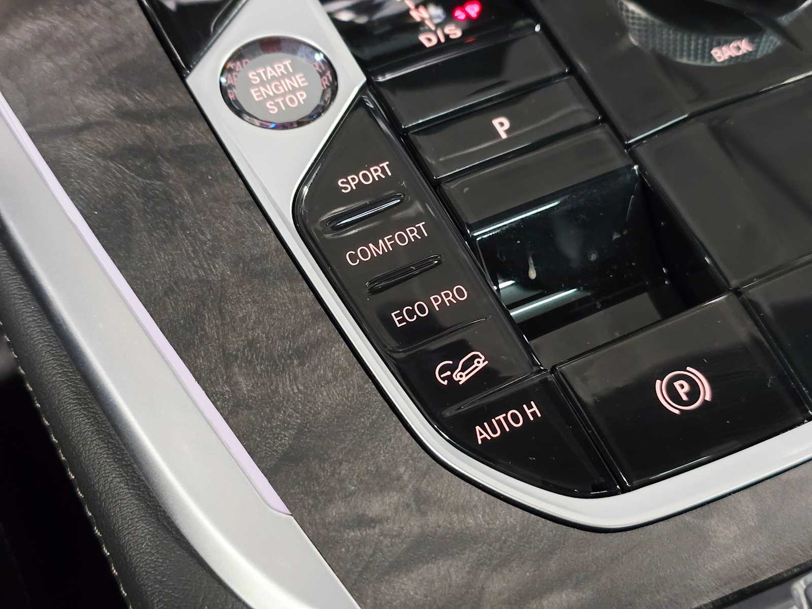 Thumbnail: 2026 BMW X7 - 17