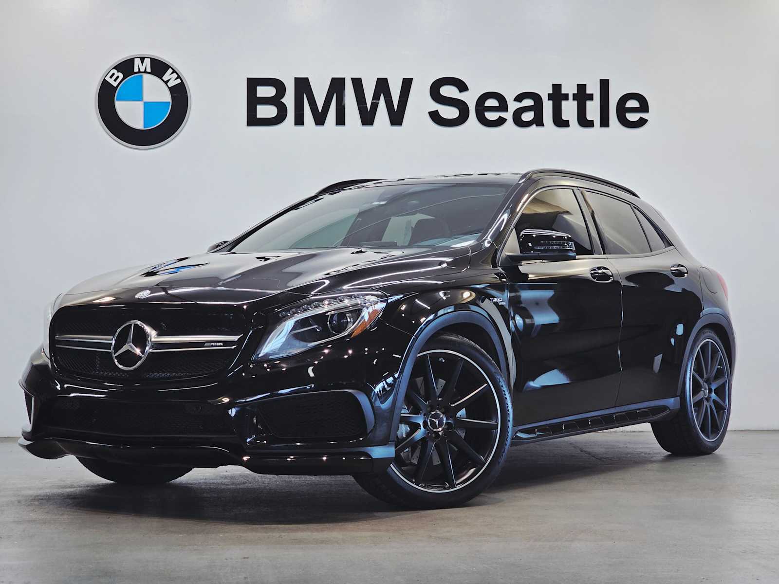 Thumbnail: 2016 Mercedes-Benz GLA - 1