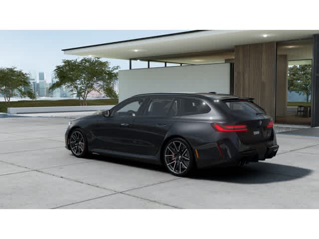 Thumbnail: 2026 BMW M5 - 2