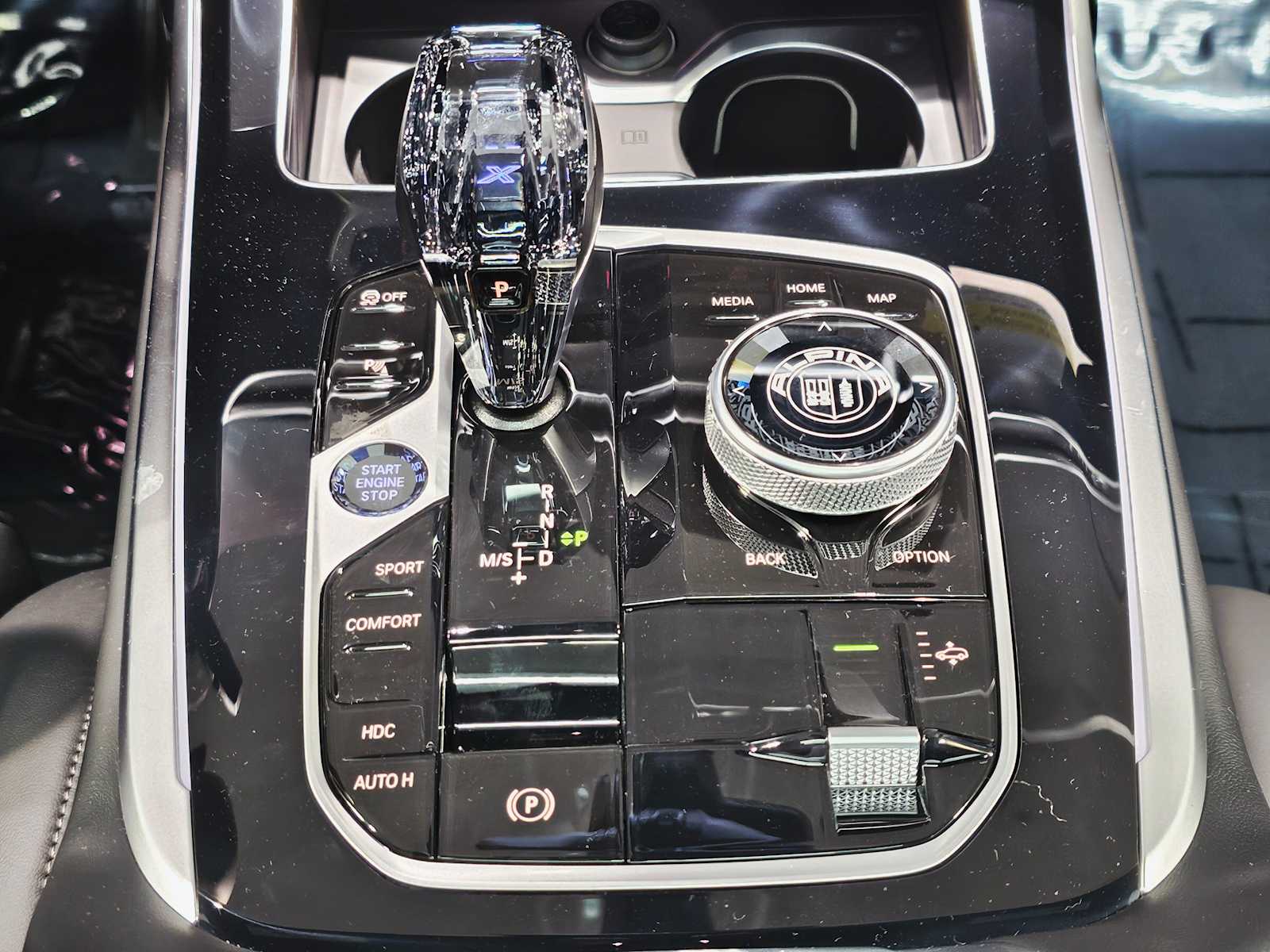 Thumbnail: 2026 BMW X7 - 18