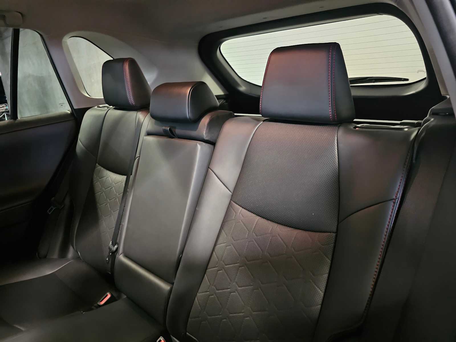 Thumbnail: 2021 Toyota RAV4 - 35