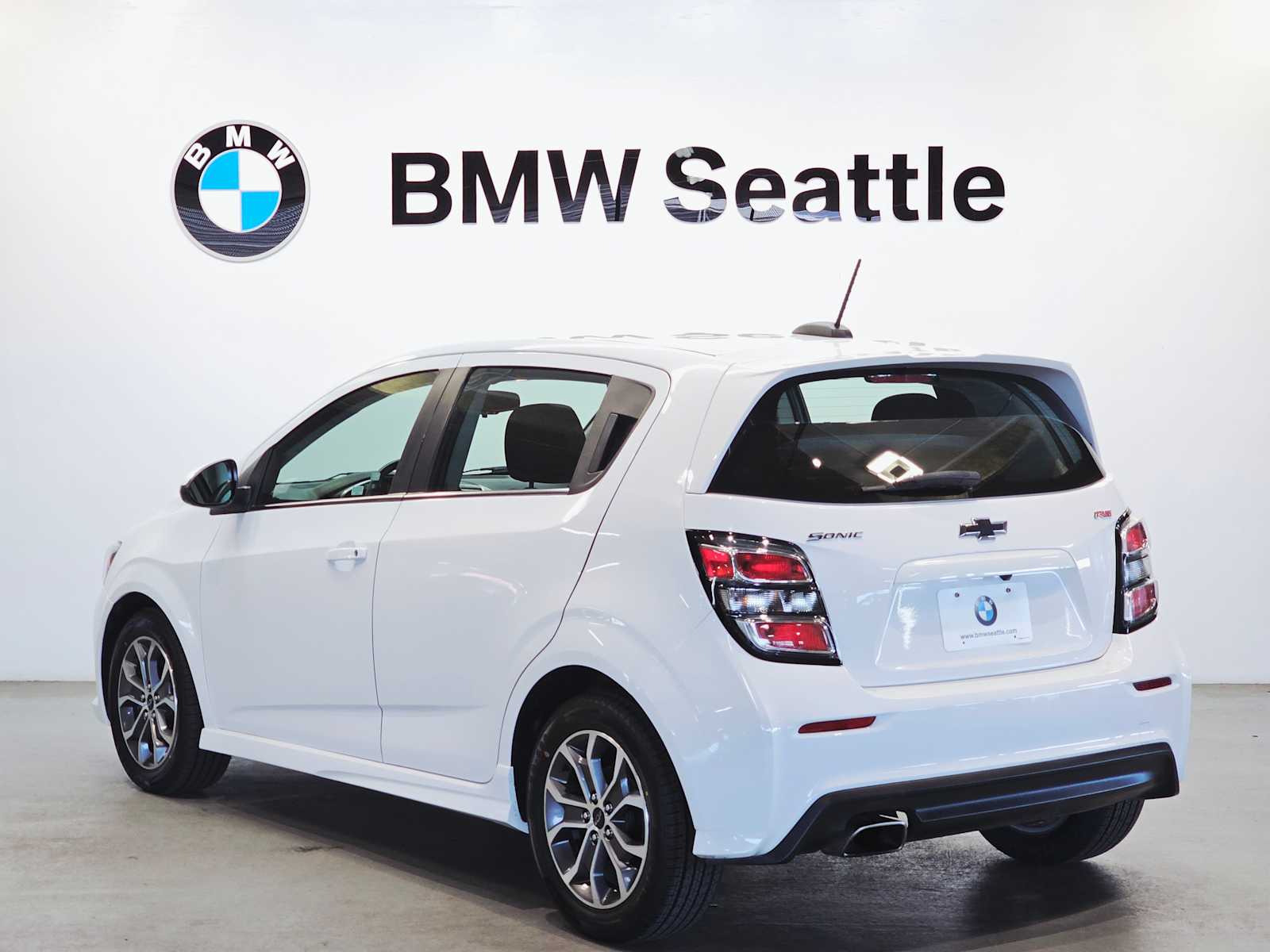 Thumbnail: 2020 Chevrolet Sonic - 4
