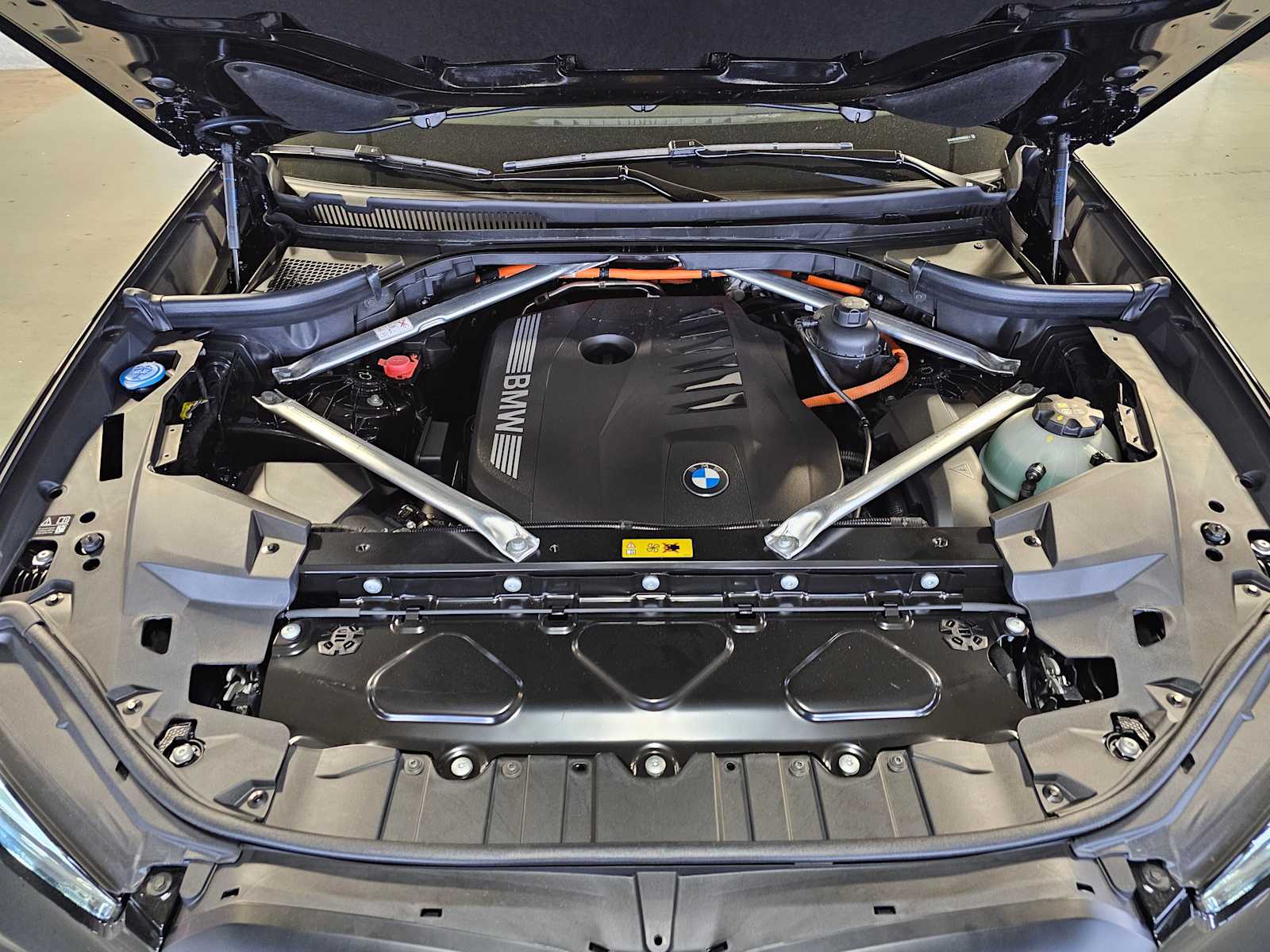 Thumbnail: 2026 BMW X5 - 9