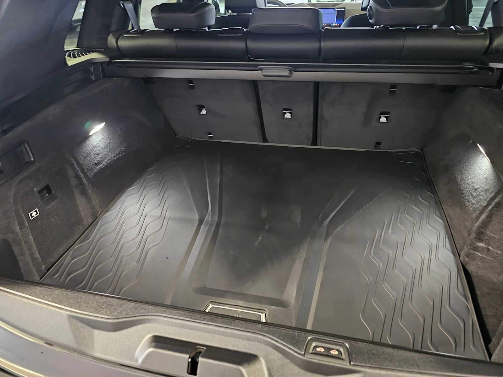Thumbnail: 2026 BMW X5 - 40