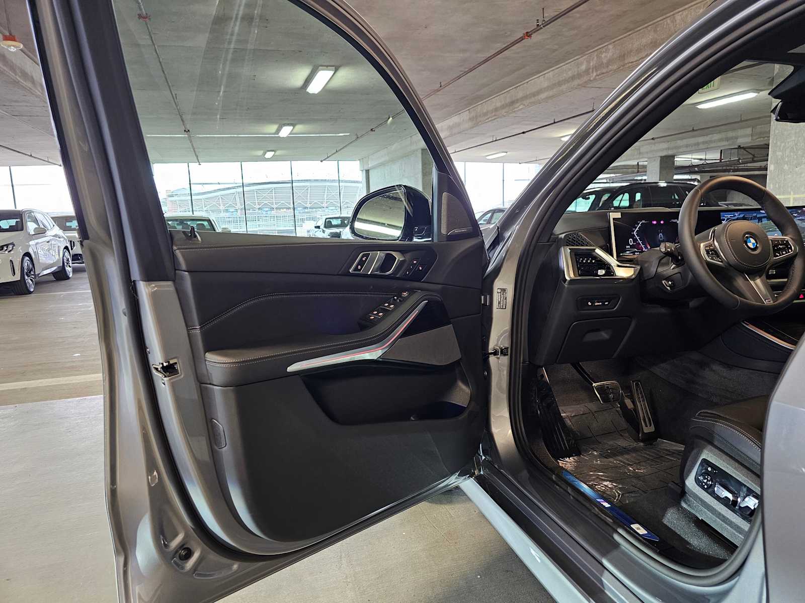 Thumbnail: 2026 BMW X5 - 29