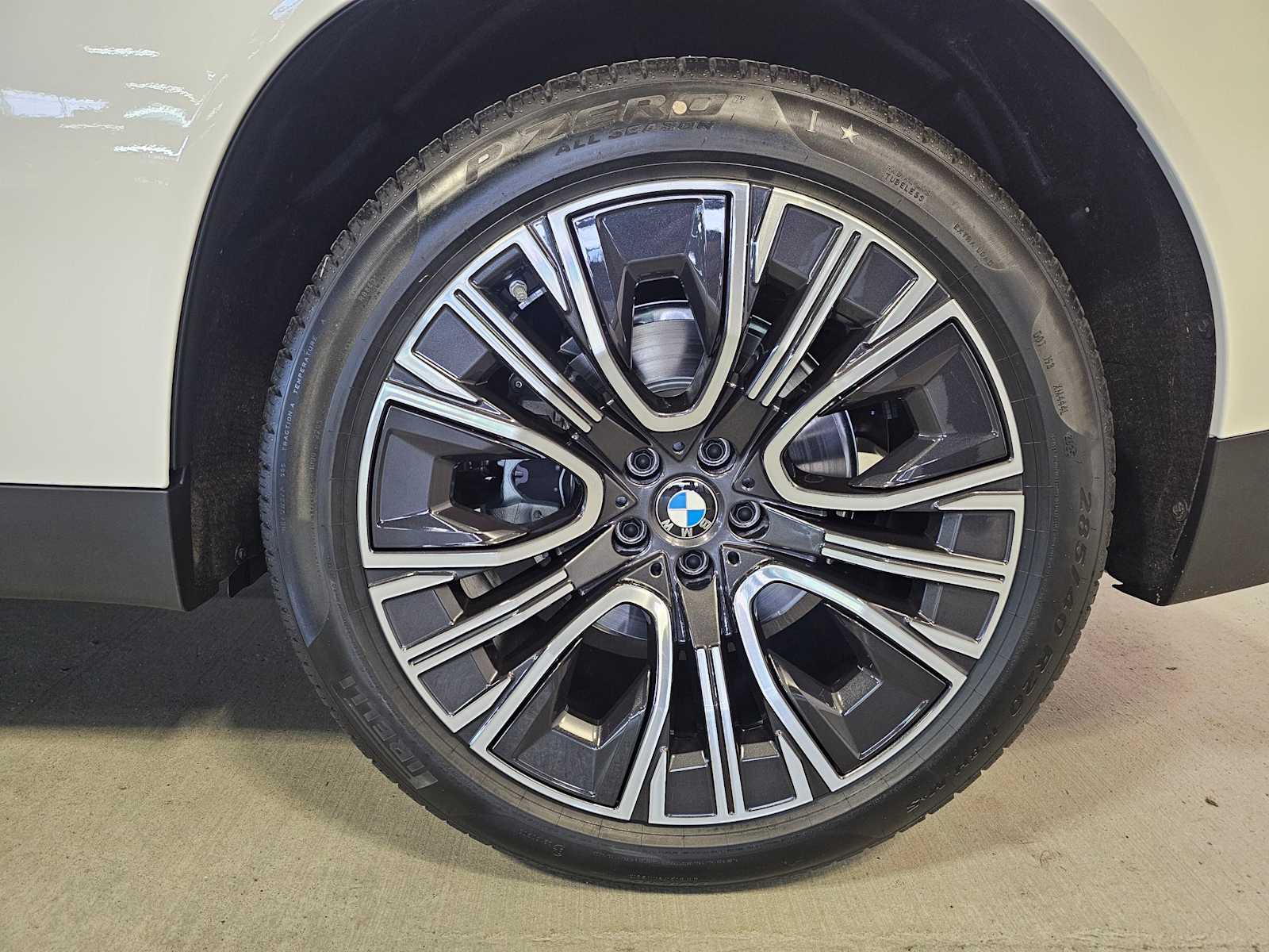 Thumbnail: 2026 BMW X3 - 8