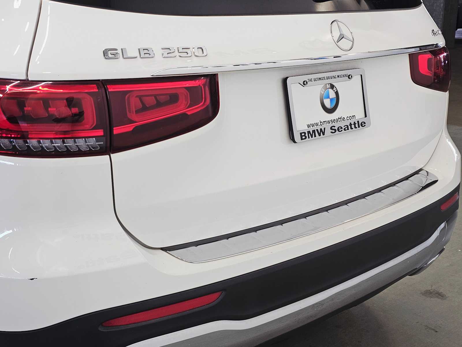 Thumbnail: 2022 Mercedes-Benz GLB - 7