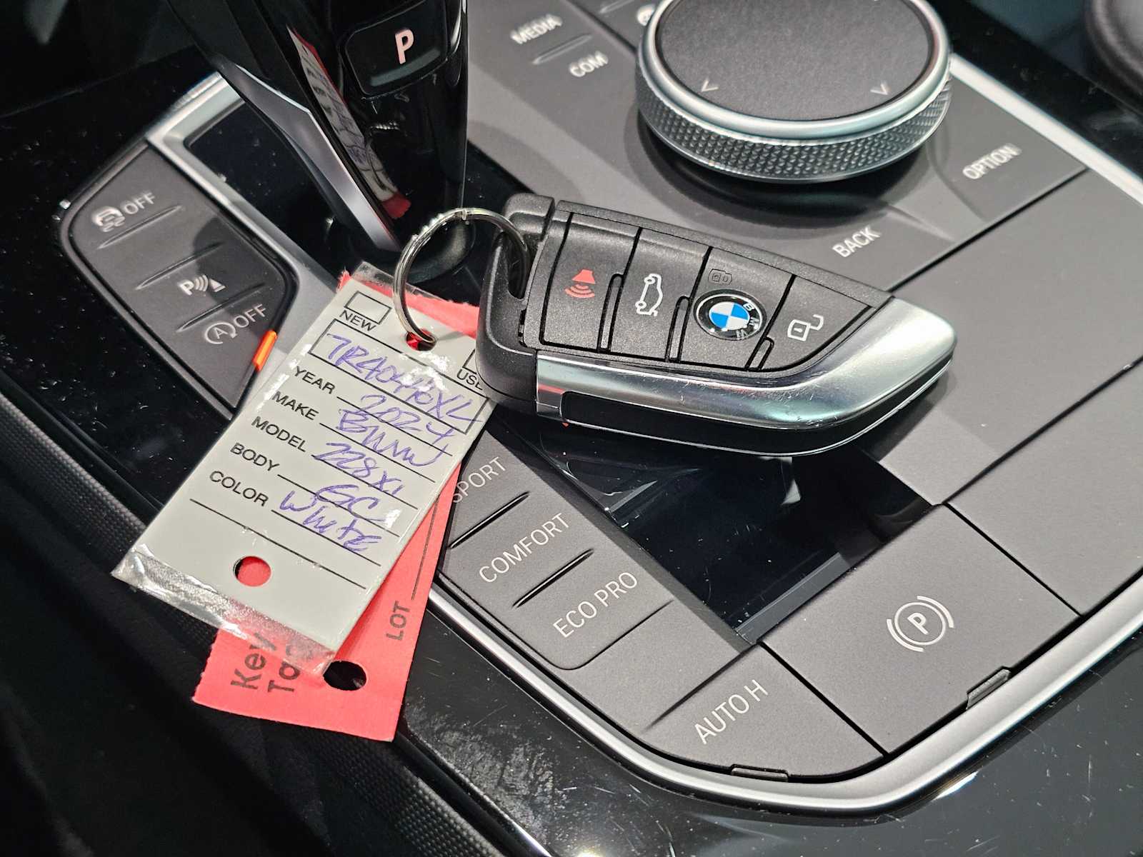 Thumbnail: 2024 BMW 2 Series - 30