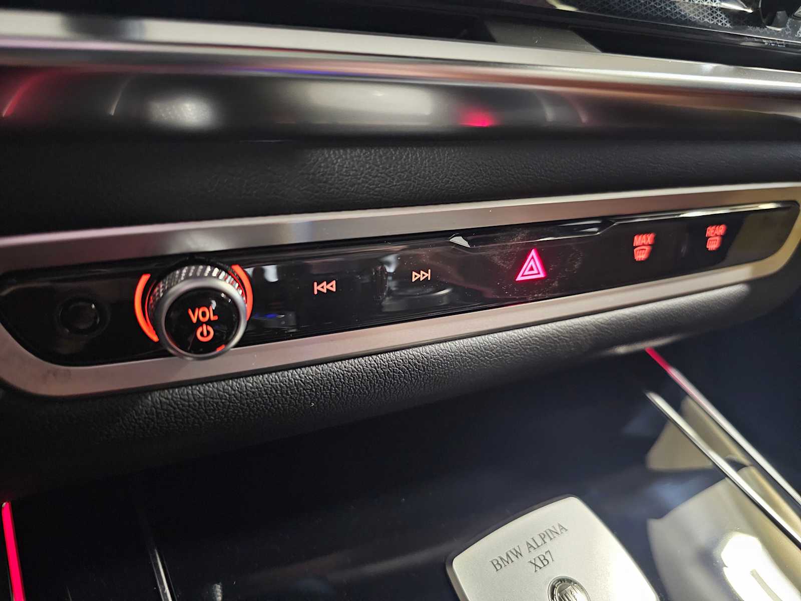 Thumbnail: 2026 BMW X7 - 19