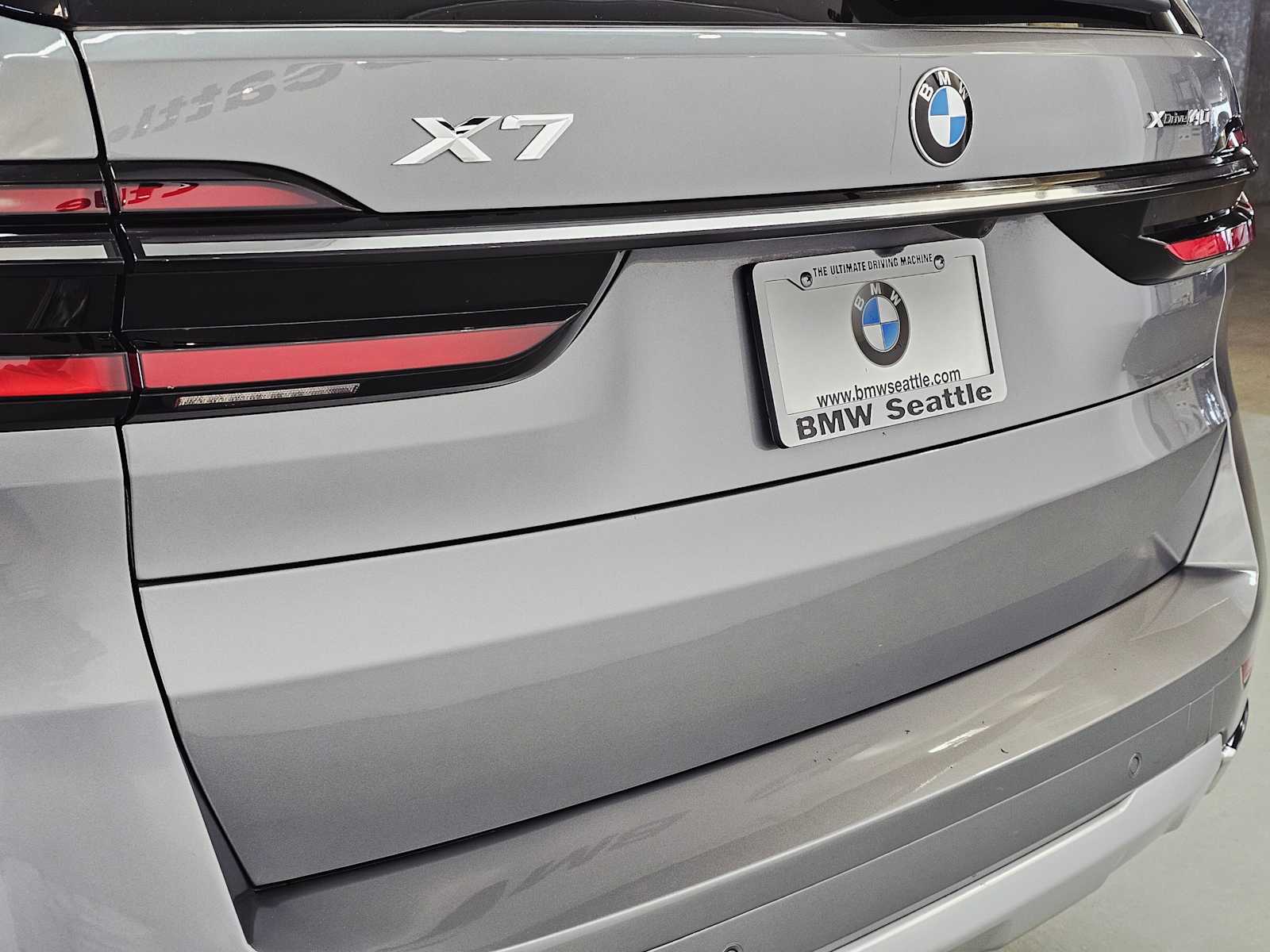 Thumbnail: 2024 BMW X7 - 7