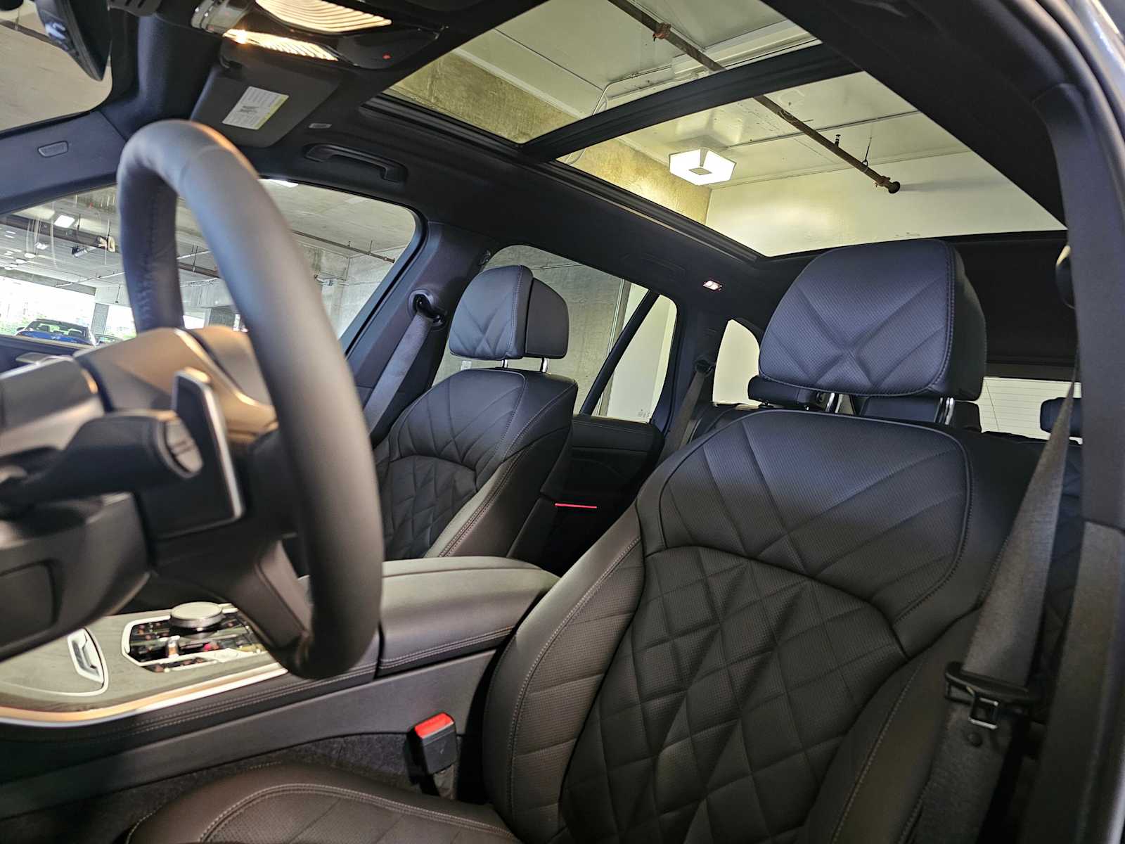 Thumbnail: 2026 BMW X5 - 34