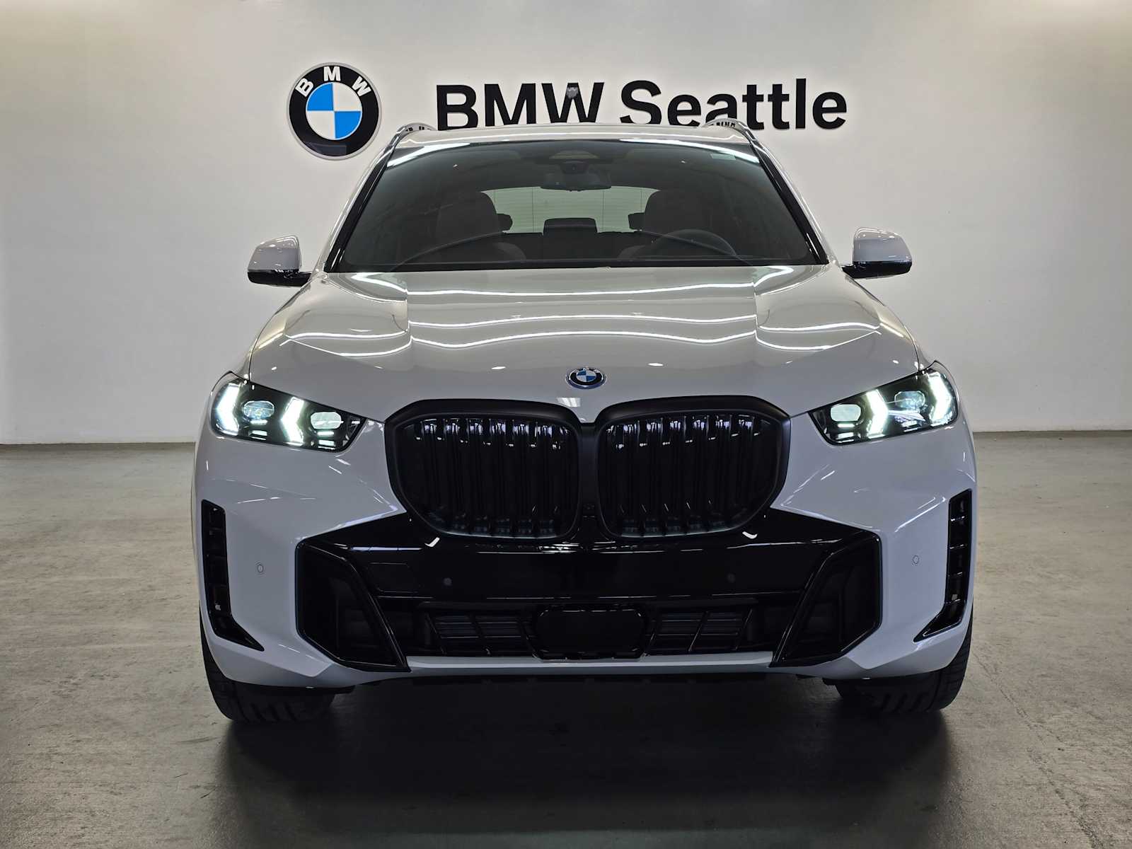 Thumbnail: 2026 BMW X5 - 6