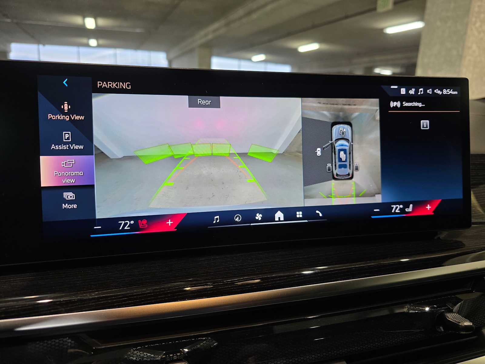 Thumbnail: 2026 BMW X7 - 16