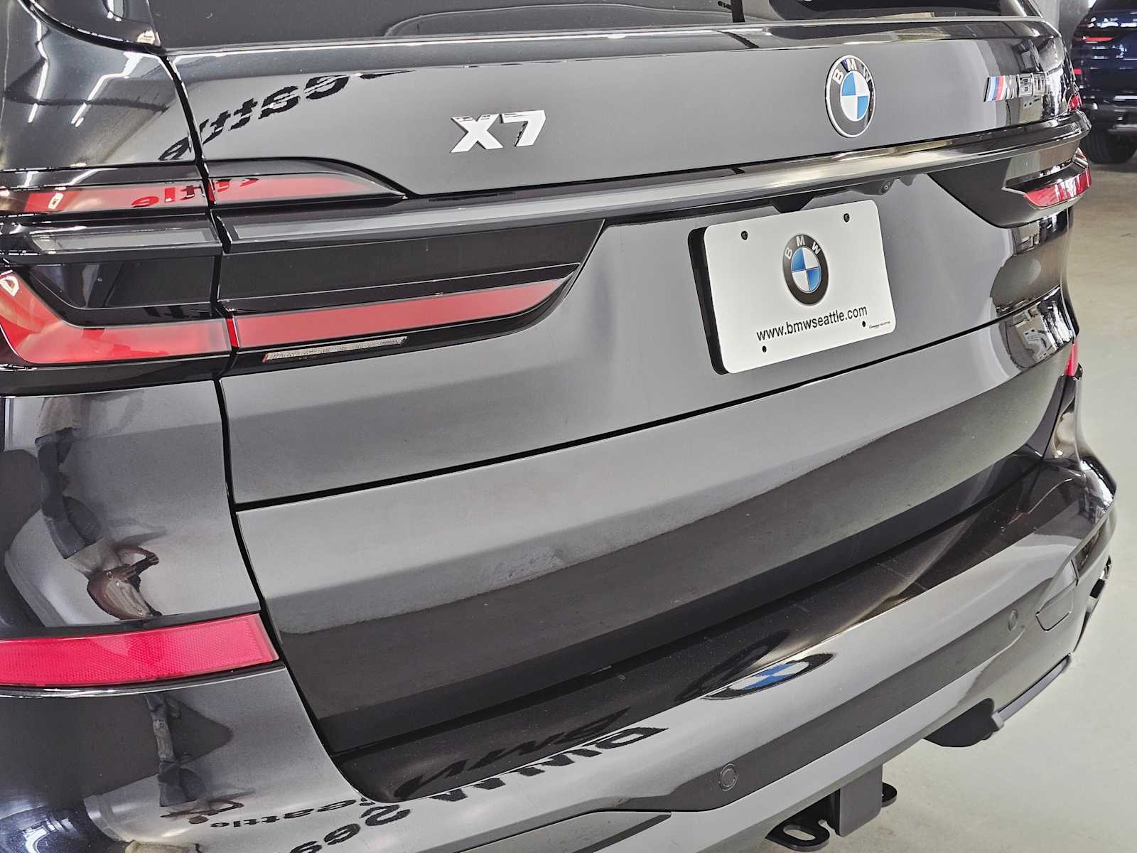 Thumbnail: 2026 BMW X7 - 7