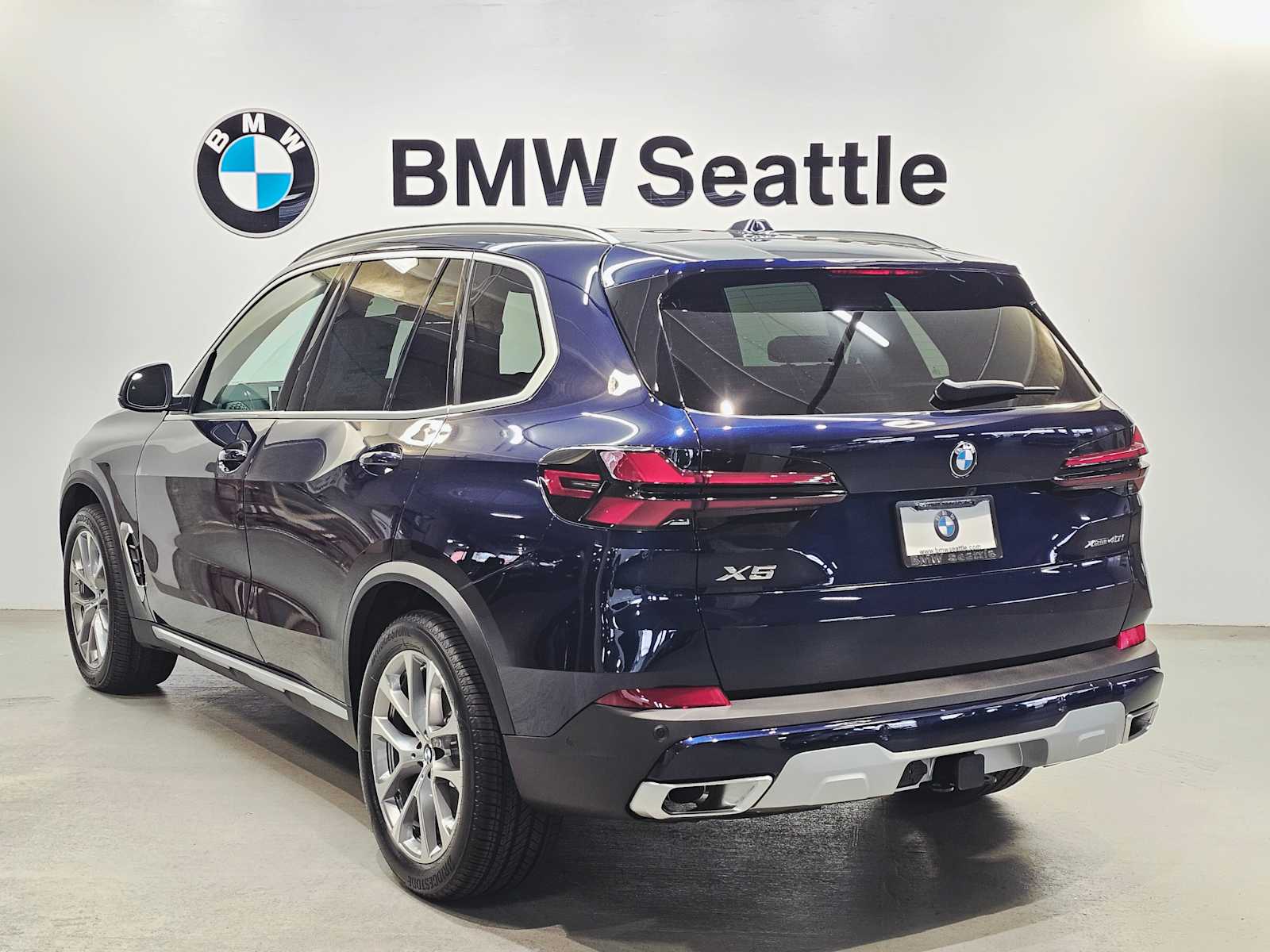 Thumbnail: 2026 BMW X5 - 4