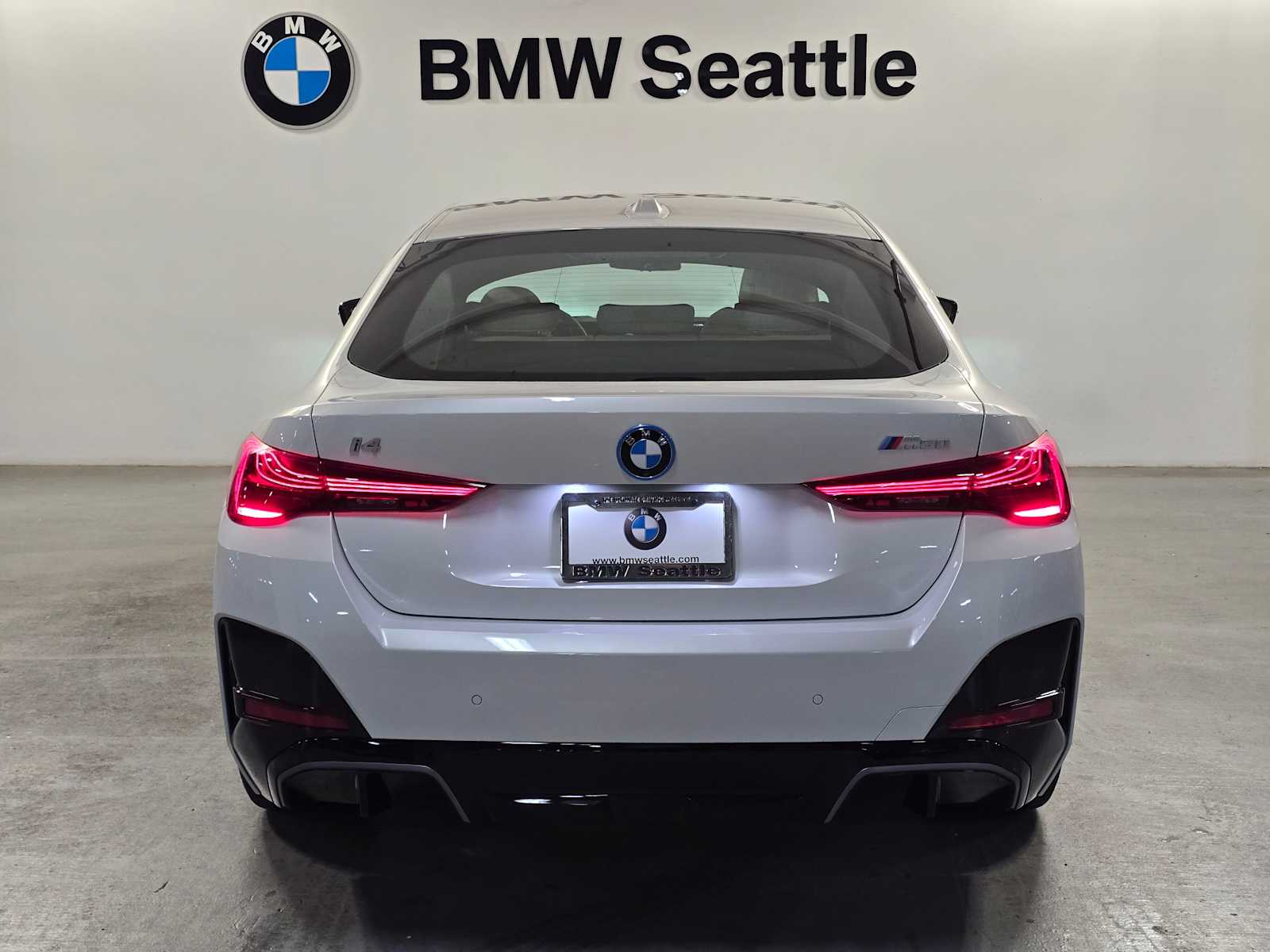 Thumbnail: 2025 BMW i4 - 5