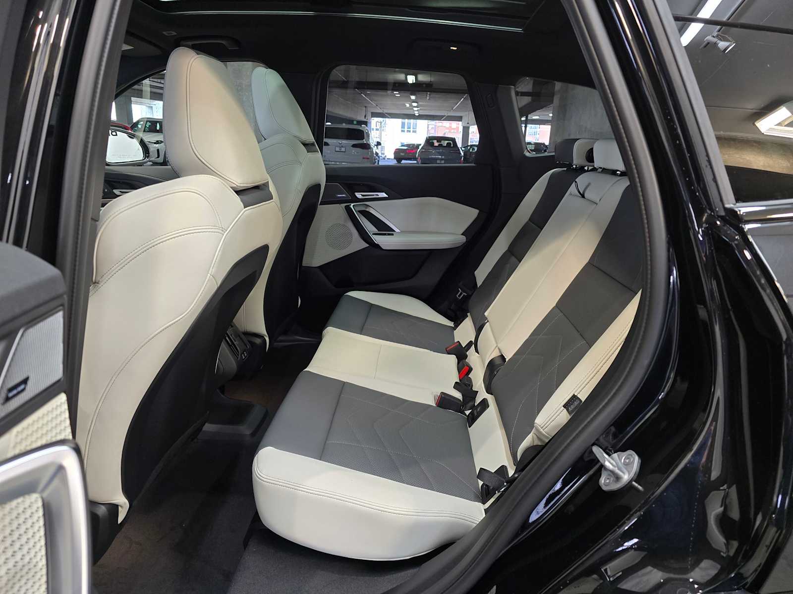 Thumbnail: 2026 BMW X1 - 27