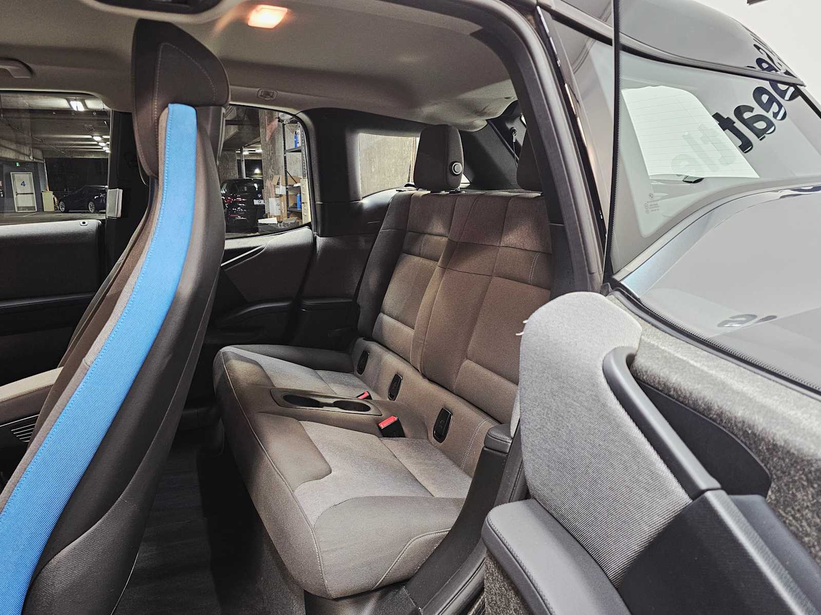 Thumbnail: 2018 BMW i3 - 25