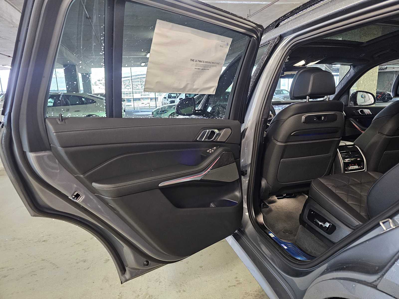 Thumbnail: 2026 BMW X7 - 35