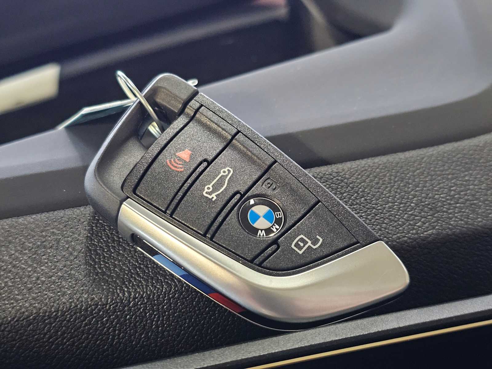 Thumbnail: 2026 BMW i4 - 42